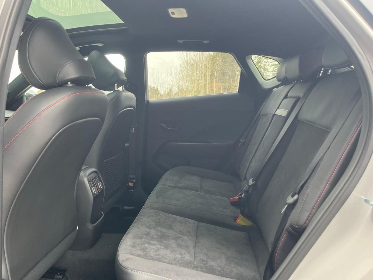 2026 Hyundai KONA 1.6T N Line AWD w/Two-Tone Roof Photo