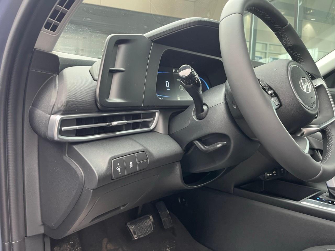 2026 Hyundai Elantra Preferred IVT Photo