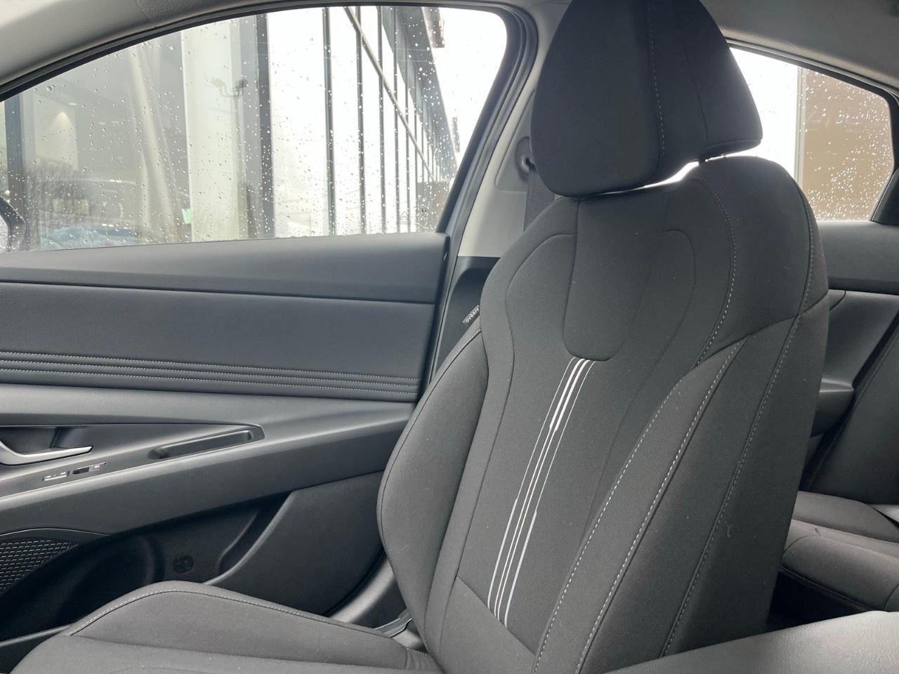 2026 Hyundai Elantra Preferred IVT Photo