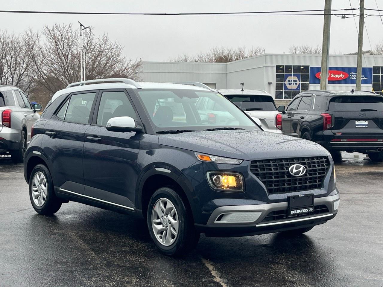 2026 Hyundai Venue Preferred IVT w/Two-Tone Photo