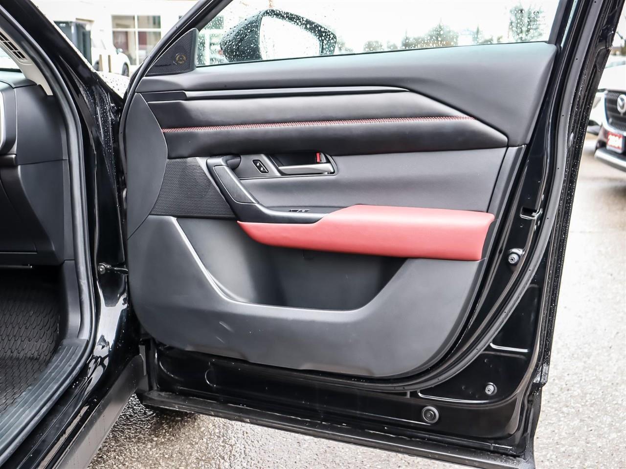 2025 Mazda CX-50 Hybrid  Photo