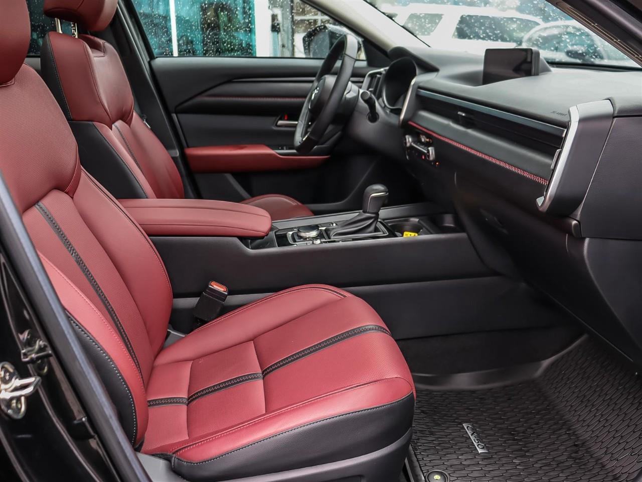 2025 Mazda CX-50 Hybrid  Photo