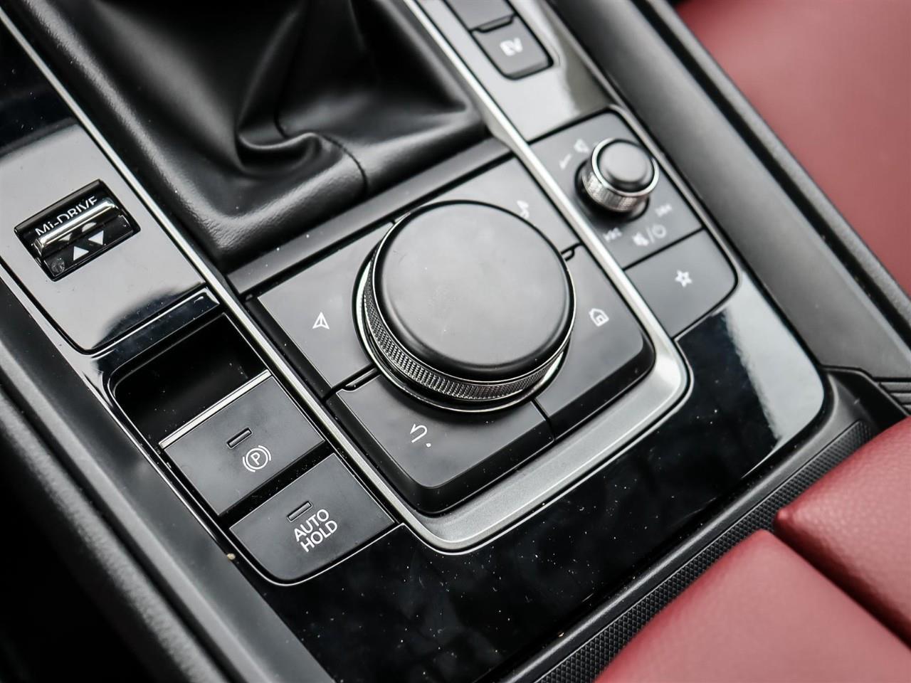 2025 Mazda CX-50 Hybrid  Photo