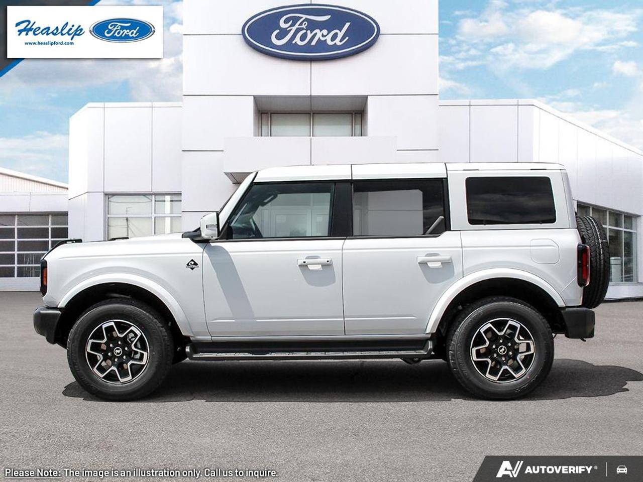 2026 Ford Bronco Outer Banks Photo2