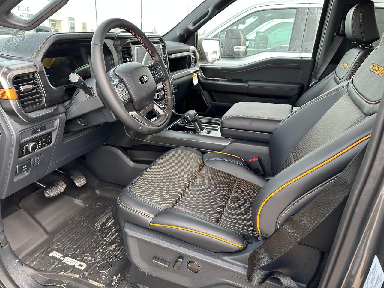 2026 Ford F-150 TREMOR 4WD SuperCrew 5.5' Box 402A Photo5