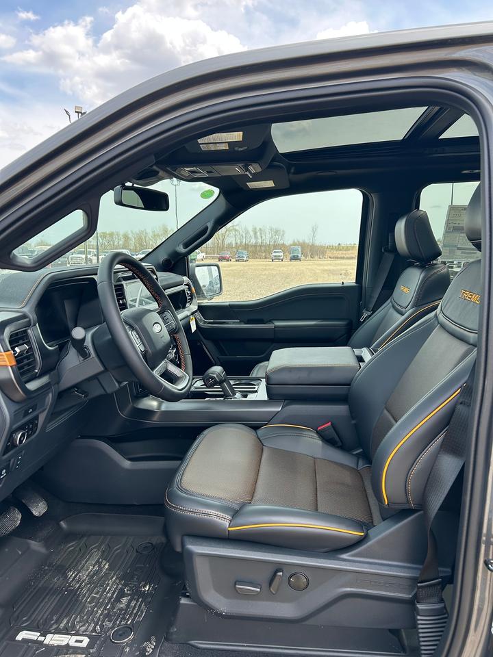 2026 Ford F-150 TREMOR 4WD SuperCrew 5.5' Box 402A Photo5