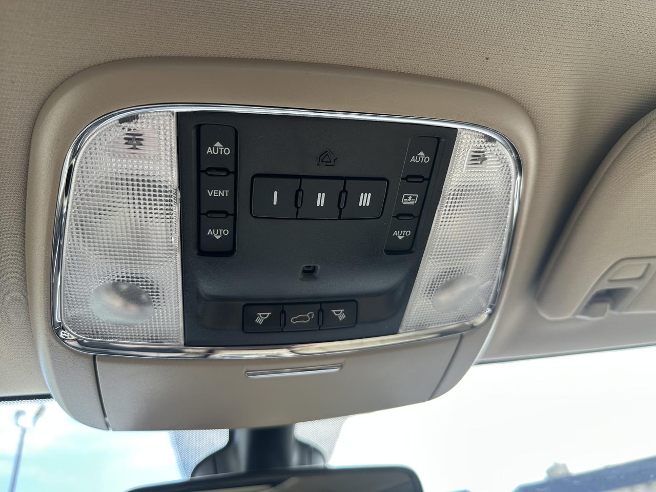 2017 Jeep Grand Cherokee Limited Photo