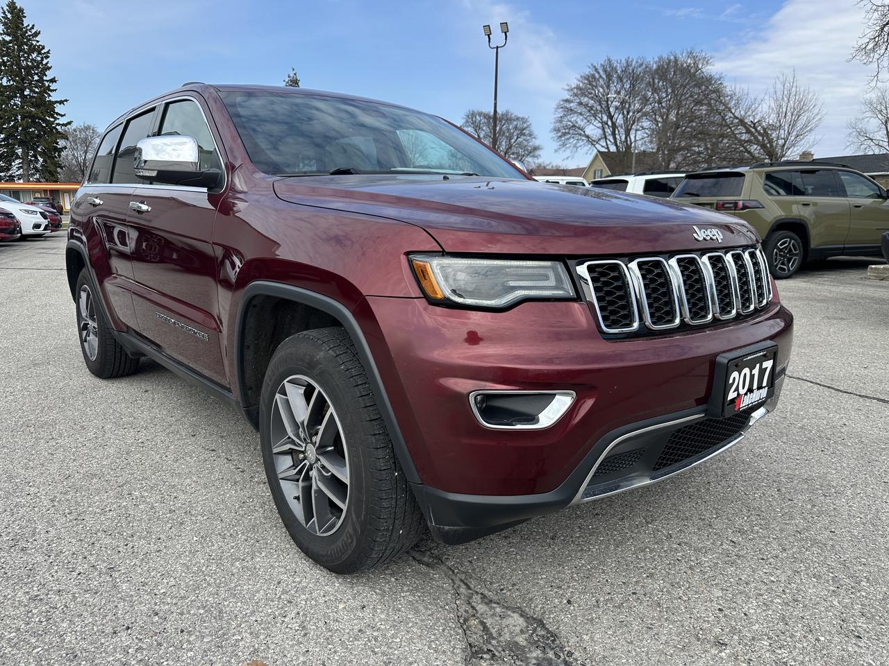 2017 Jeep Grand Cherokee Limited Photo0