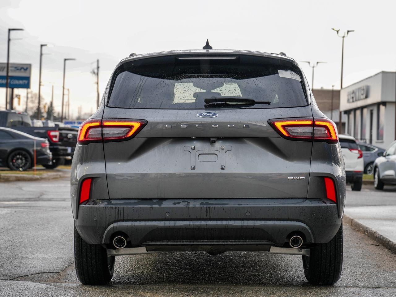 2026 Ford Escape ST-Line | Escape the Ordinary | Heated Steering Photo4