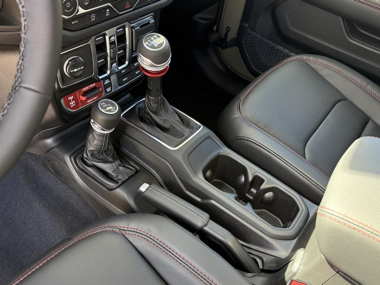 2026 Jeep Wrangler Rubicon X 4x4 Photo