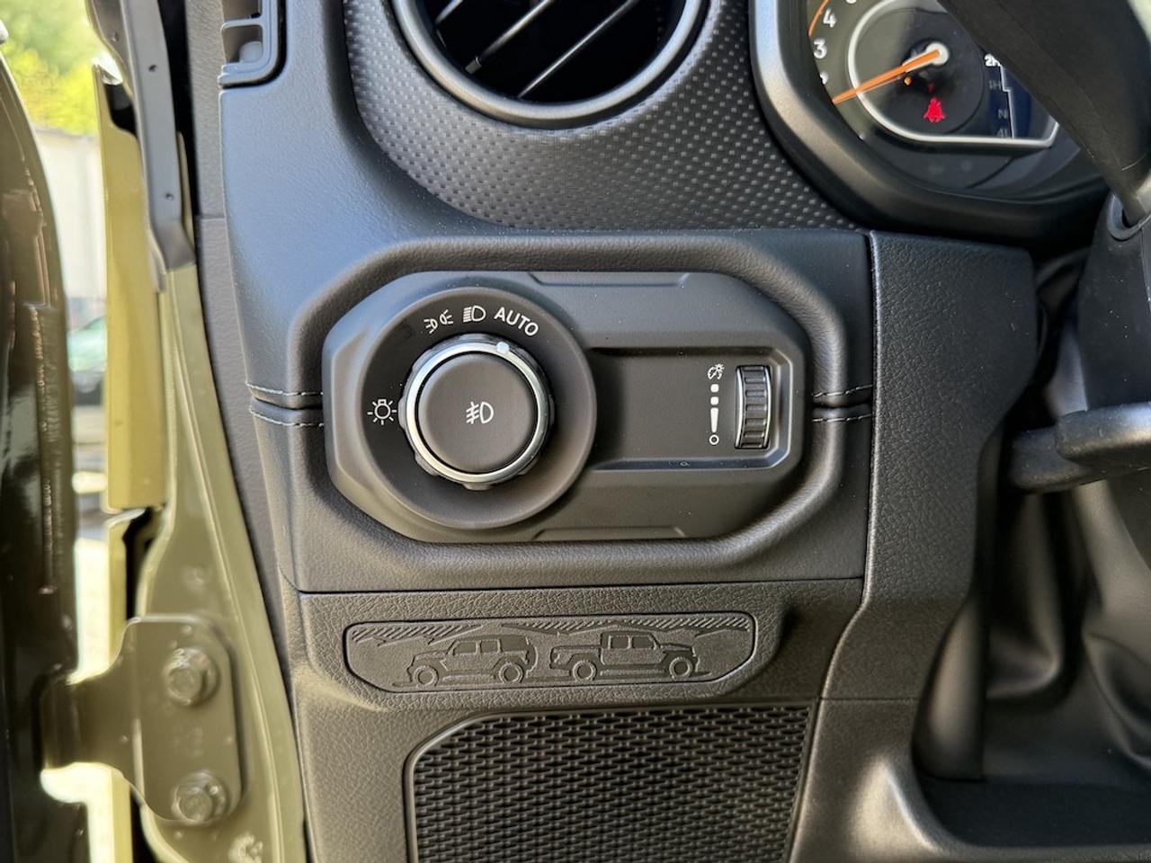 2026 Jeep Wrangler Rubicon X 4x4 Photo