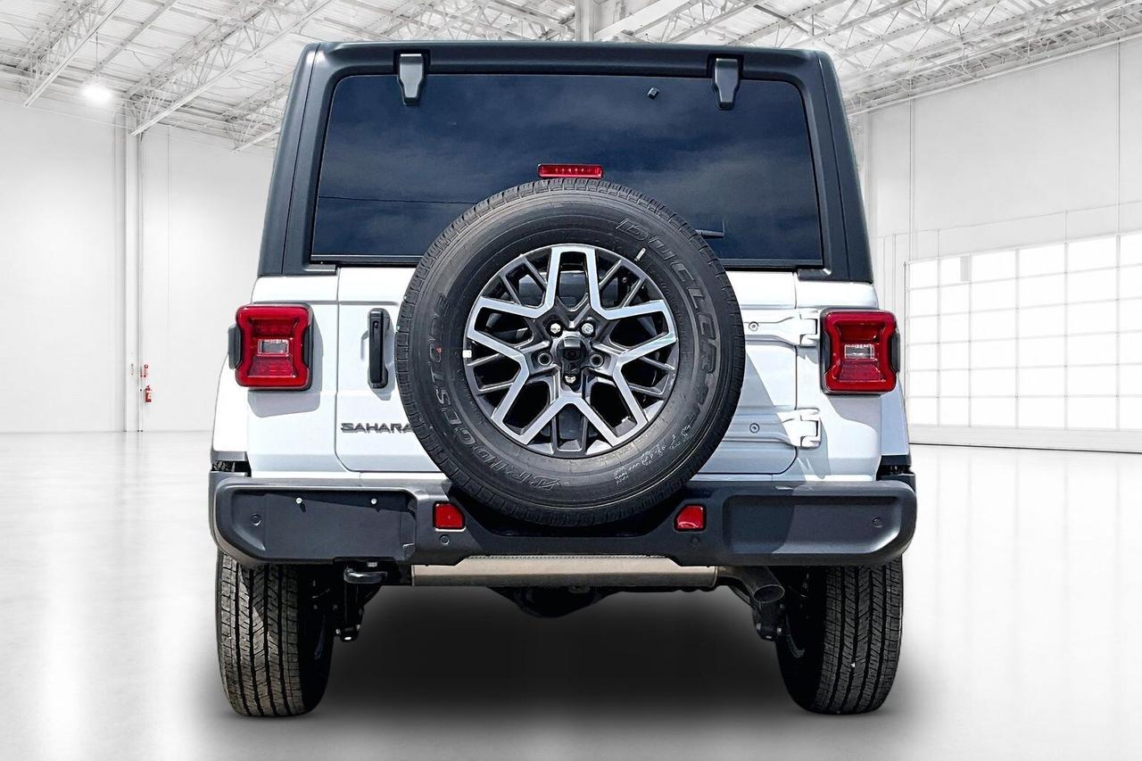 2026 Jeep Wrangler SAHARA | Leather | 18" Alloys | Hardtop | Steps Photo3