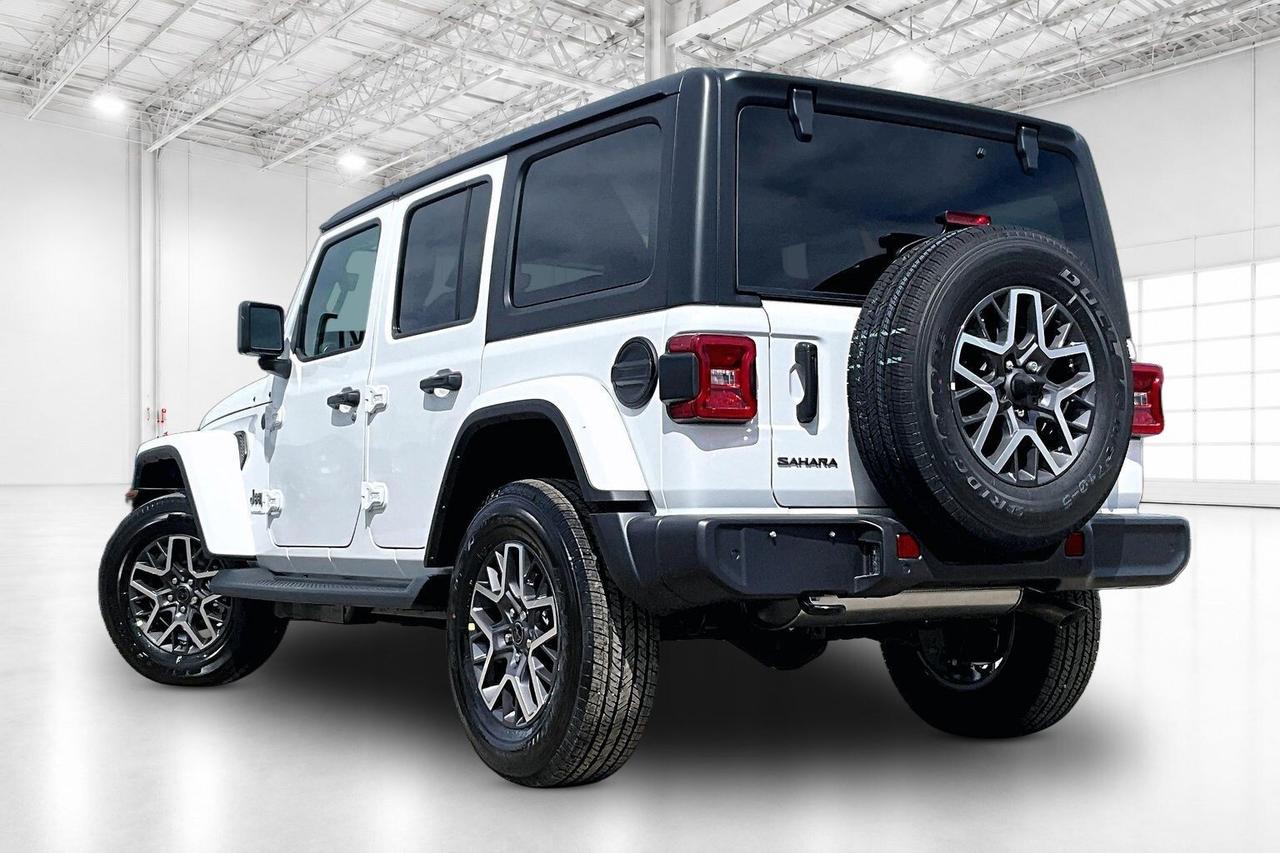 2026 Jeep Wrangler SAHARA | Leather | 18" Alloys | Hardtop | Steps Photo