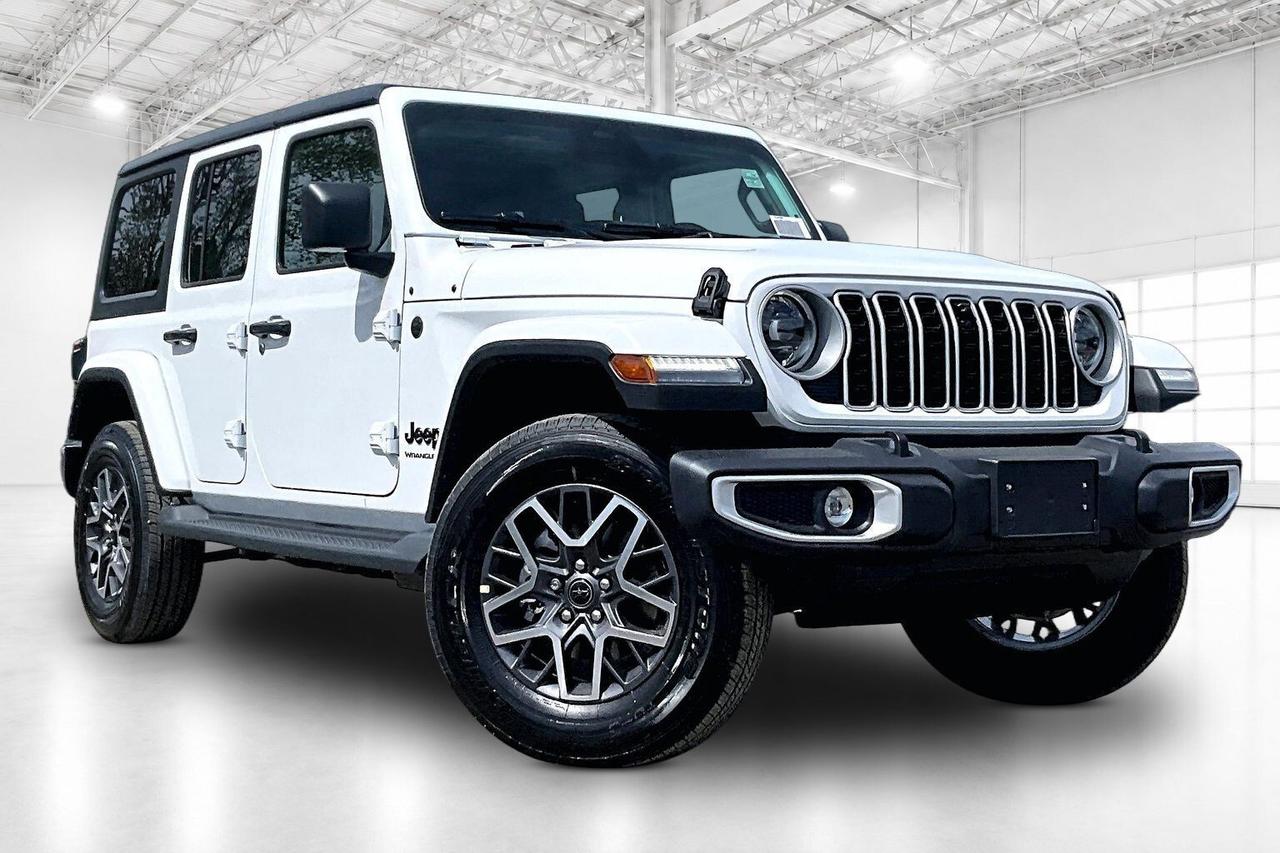 2026 Jeep Wrangler SAHARA | Leather | 18" Alloys | Hardtop | Steps Photo