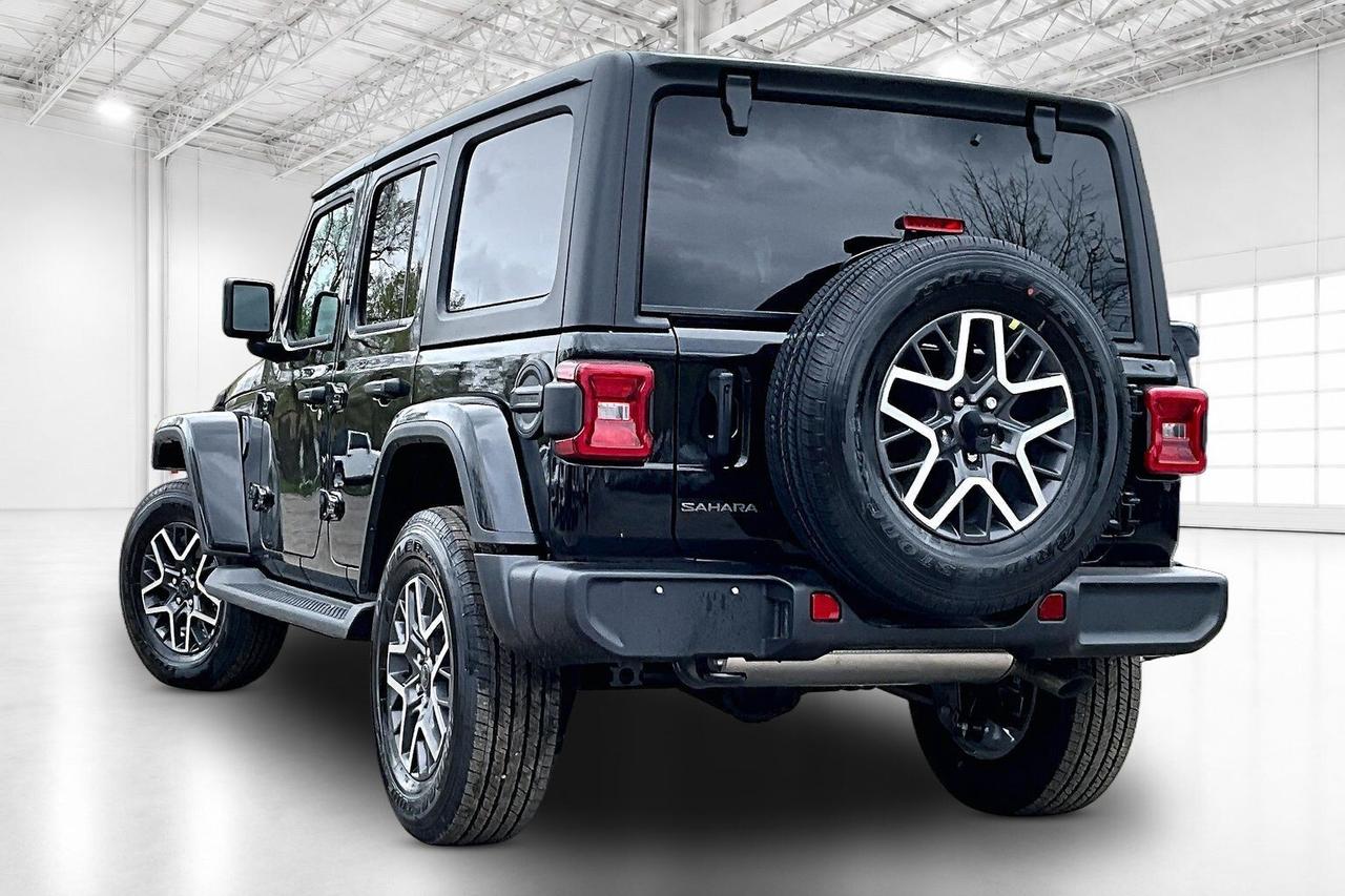 2026 Jeep Wrangler SAHARA | Leather | 18" Alloys | Hardtop | Steps Photo