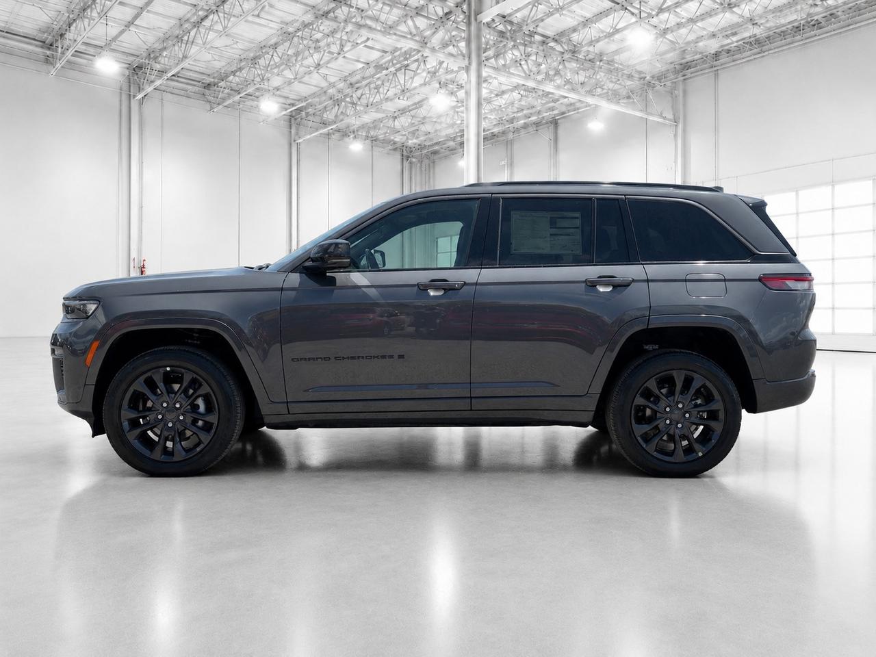 2026 Jeep Grand Cherokee LIMITED RESERVE | Premium Pack | 20"Wheels | NAV Photo