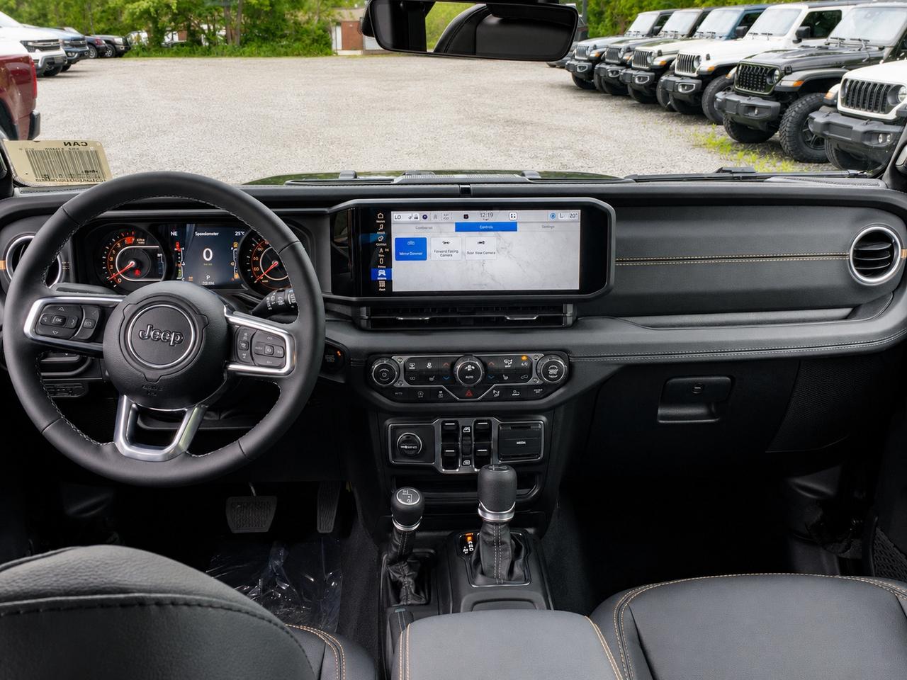 2026 Jeep Wrangler SAHARA | Leather | 18" Alloys | Hardtop | Steps Photo