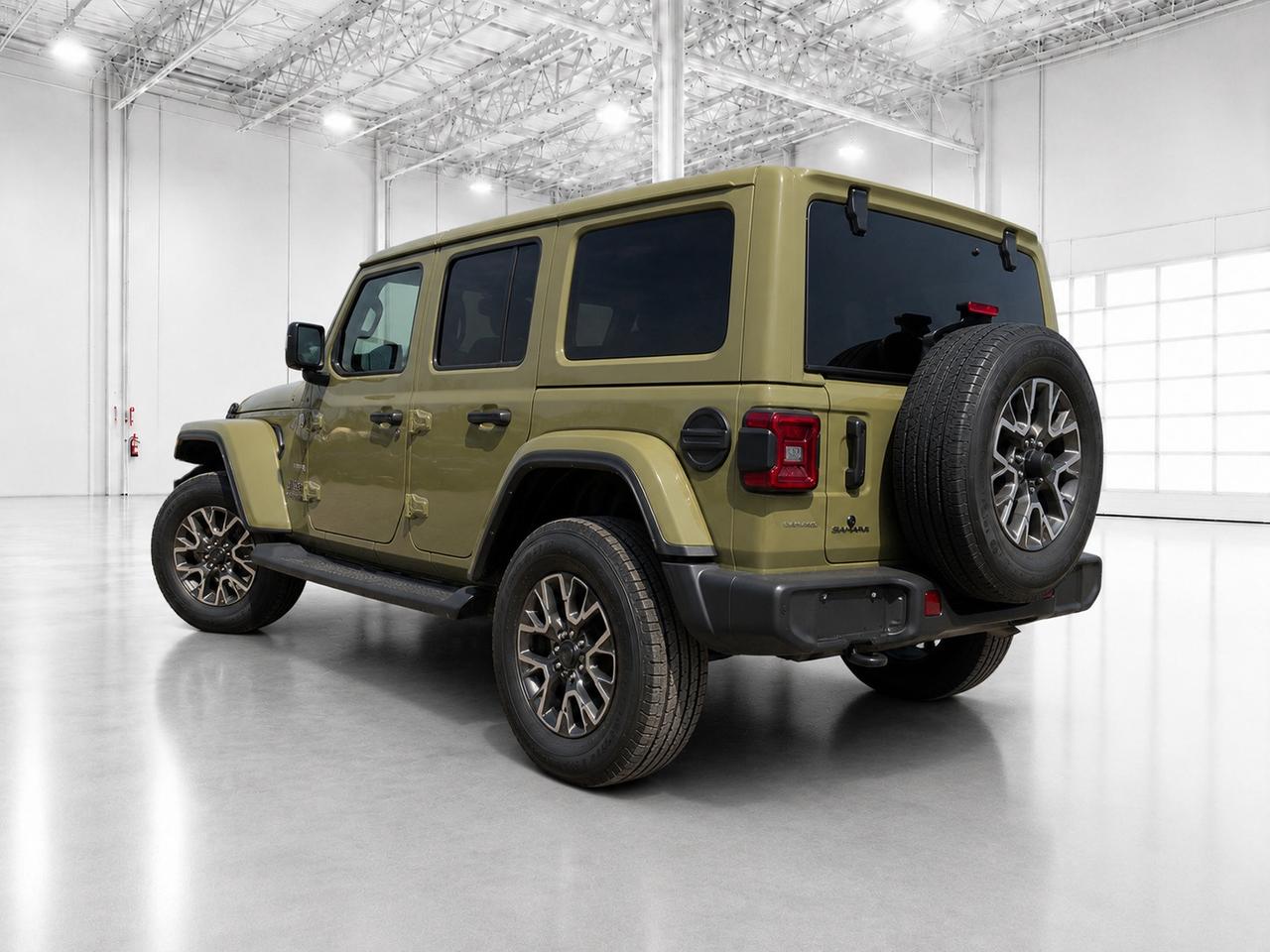 2026 Jeep Wrangler SAHARA | Leather | Tow Grp | Painted Top | NAV Photo