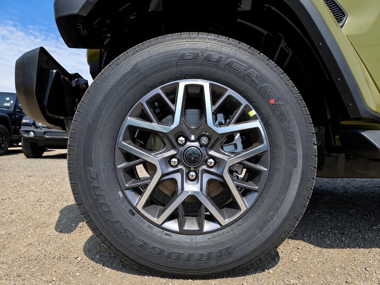 2026 Jeep Wrangler SAHARA | Leather | Tow Grp | Painted Top | NAV Photo