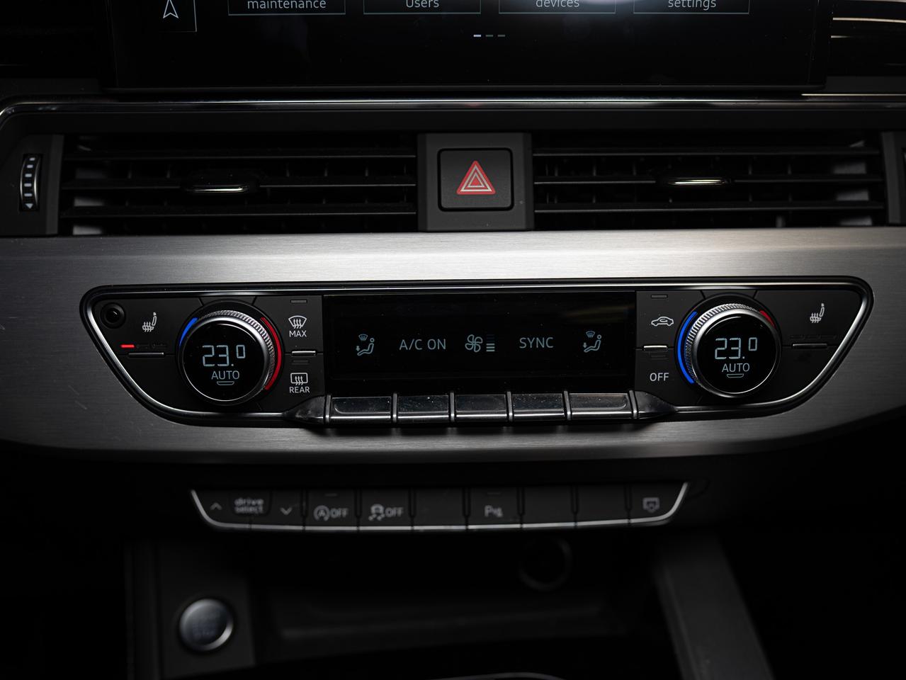 2023 Audi A4 PROGRESSIV | S-LINE | CARPLAY | SUNROOF | 19 IN Photo