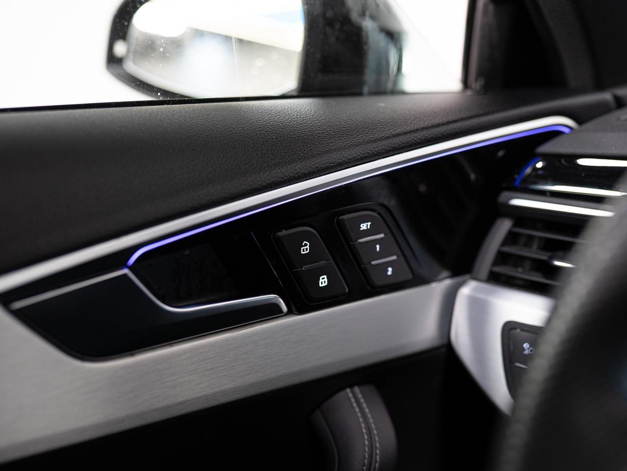 2023 Audi A4 PROGRESSIV | S-LINE | CARPLAY | SUNROOF | 19 IN Photo