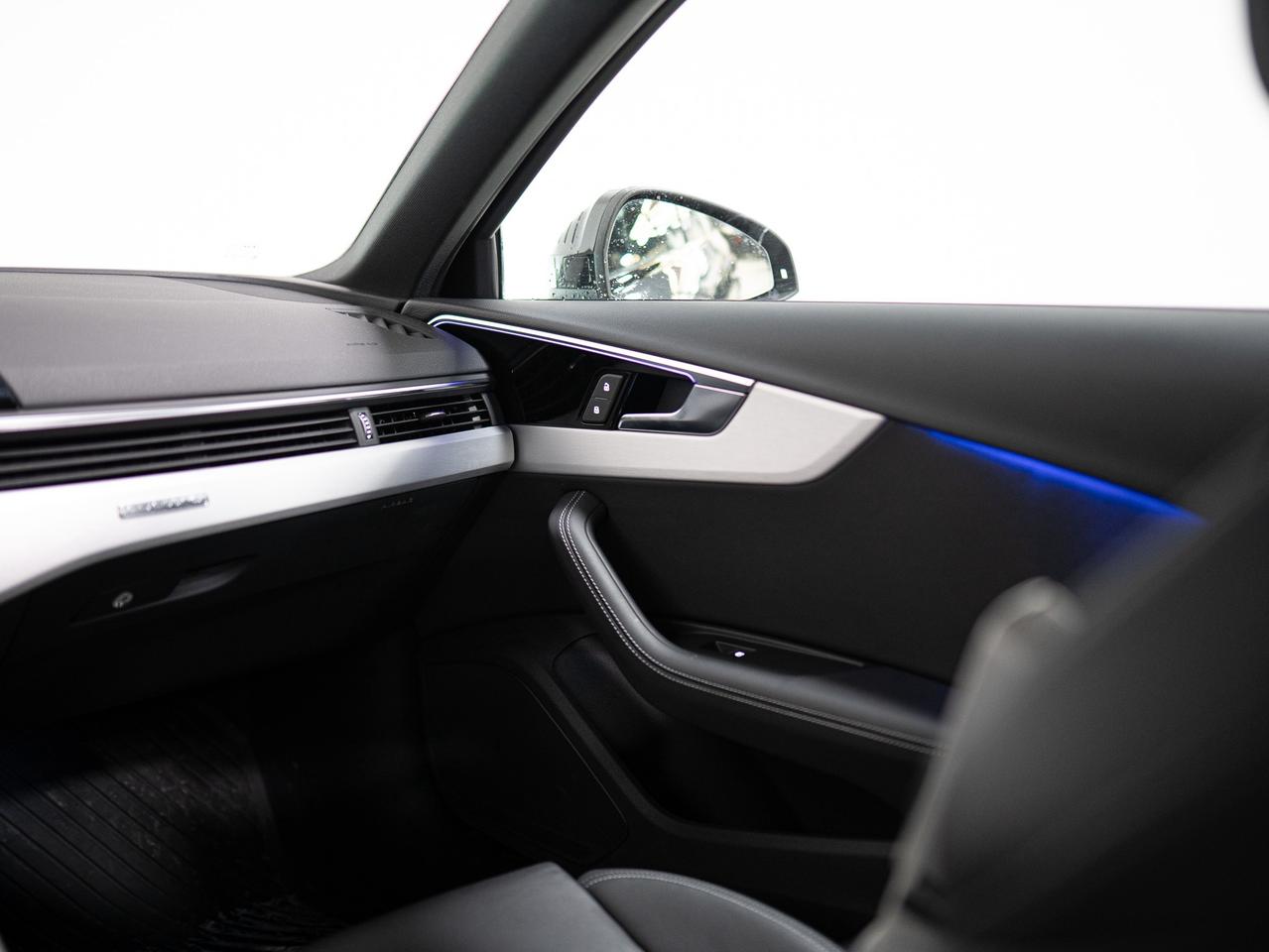 2023 Audi A4 PROGRESSIV | S-LINE | CARPLAY | SUNROOF | 19 IN Photo