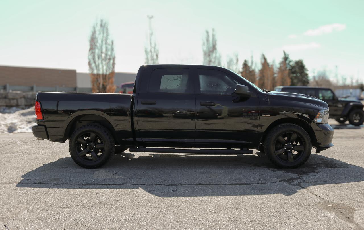 2021 RAM 1500 Classic Express 4x4 Crew Cab 5'7  Box | REMOTE START | Photo