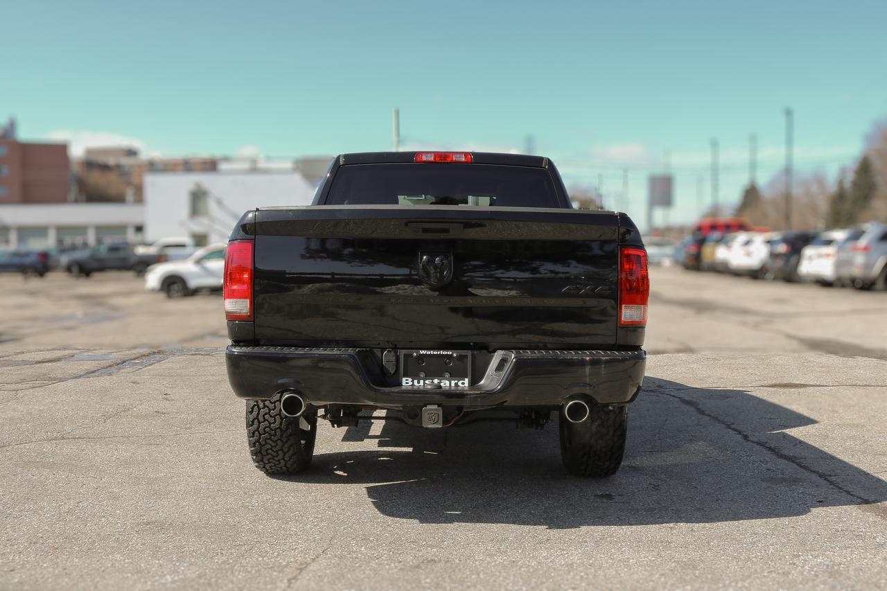 2021 RAM 1500 Classic Express 4x4 Crew Cab 5'7  Box | REMOTE START | Photo