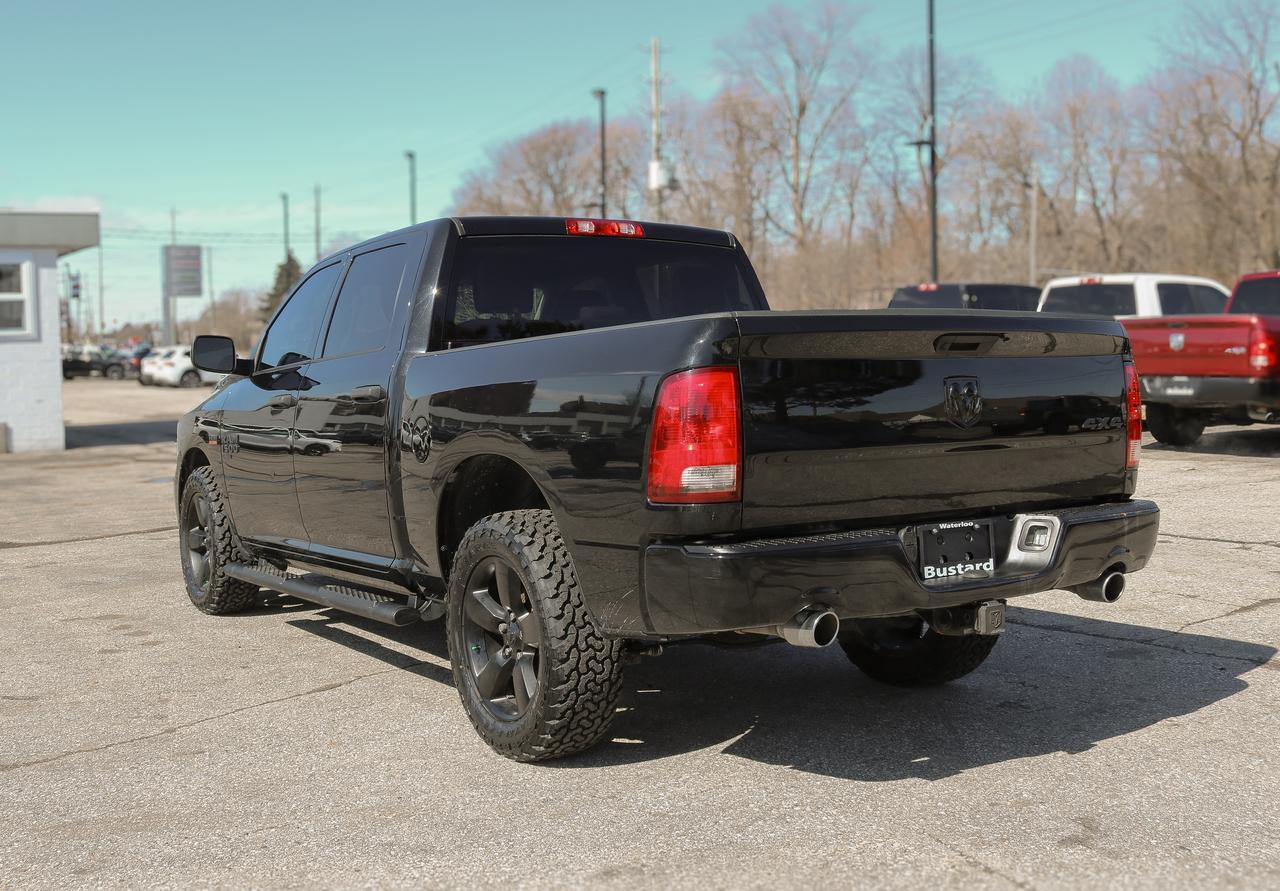 2021 RAM 1500 Classic Express 4x4 Crew Cab 5'7  Box | REMOTE START | Photo