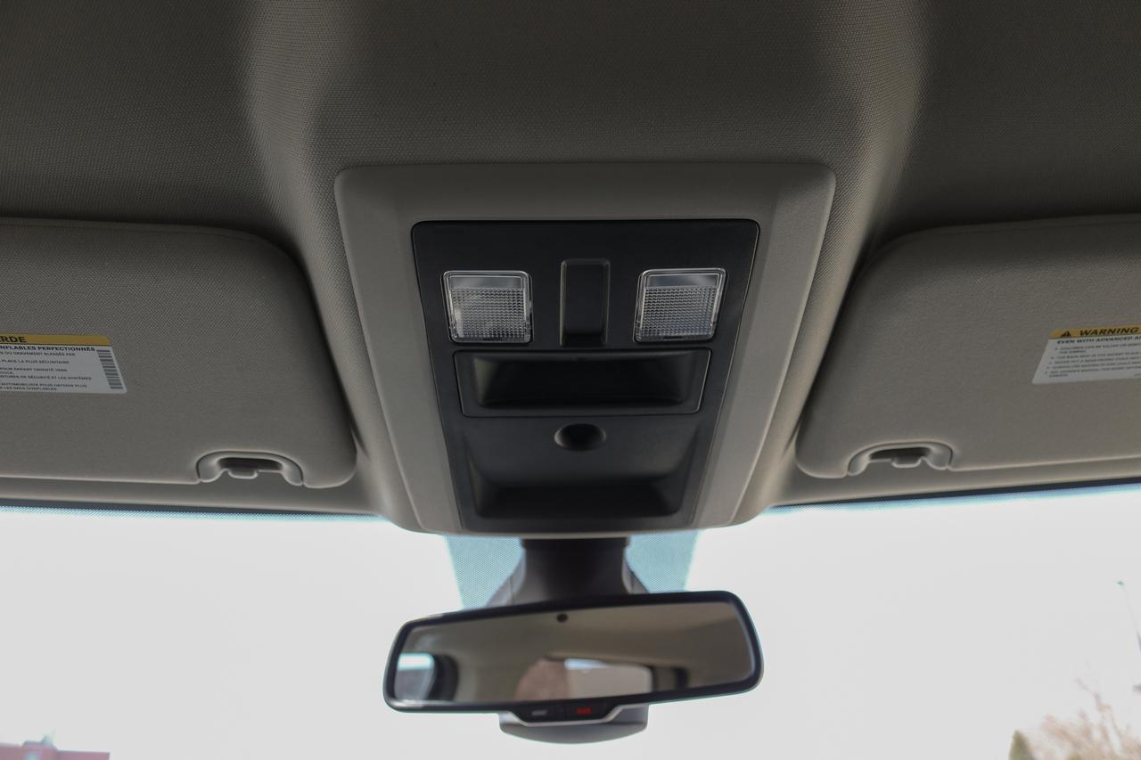 2021 RAM 1500 Classic Express 4x4 Crew Cab 5'7  Box | REMOTE START | Photo