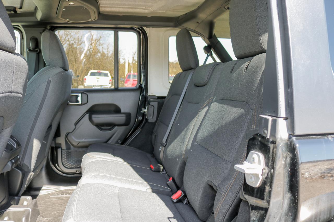 2025 Jeep Wrangler Willys 4 Door 4x4 | REMOTE START | BLUETOOTH | Photo