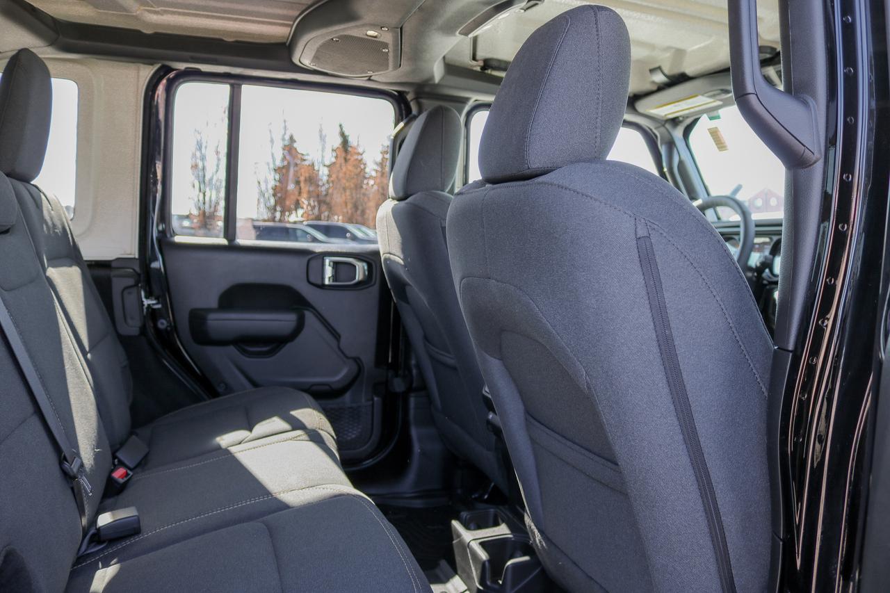 2025 Jeep Wrangler Willys 4 Door 4x4 | REMOTE START | BLUETOOTH | Photo
