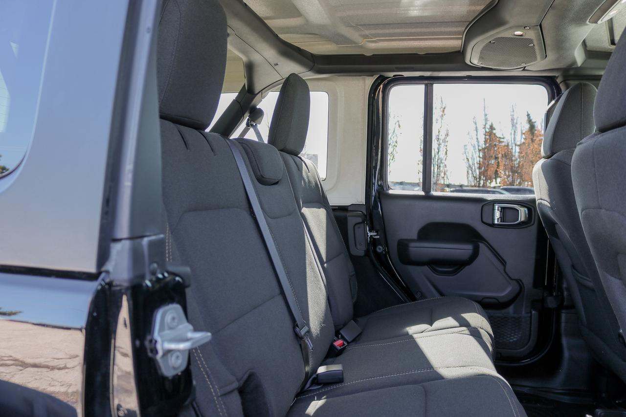 2025 Jeep Wrangler Willys 4 Door 4x4 | REMOTE START | BLUETOOTH | Photo