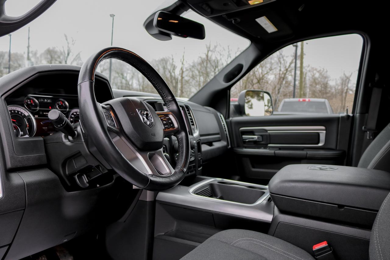 2022 RAM 1500 Classic Warlock 4x4 Crew Cab 5'7  Box  | REMOTE START | Photo