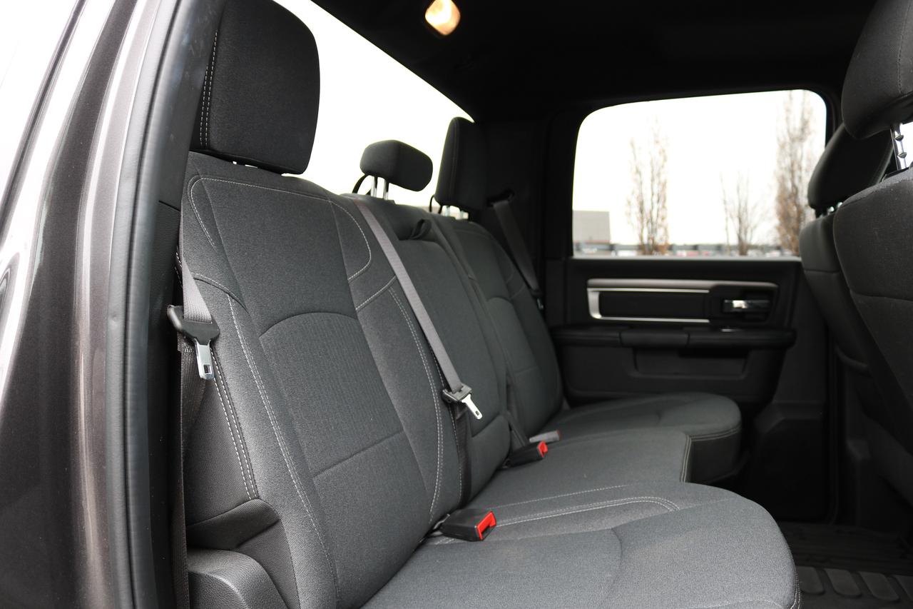 2022 RAM 1500 Classic Warlock 4x4 Crew Cab 5'7  Box  | REMOTE START | Photo