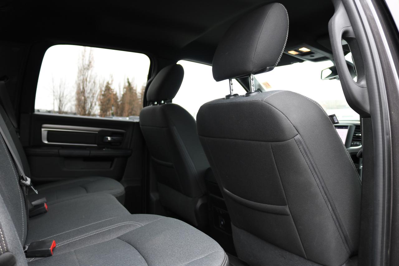 2022 RAM 1500 Classic Warlock 4x4 Crew Cab 5'7  Box  | REMOTE START | Photo