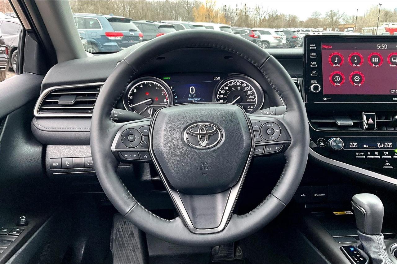 2024 Toyota Camry SE | Heated Seats | Sunroof | 9" Screen | AWD Photo