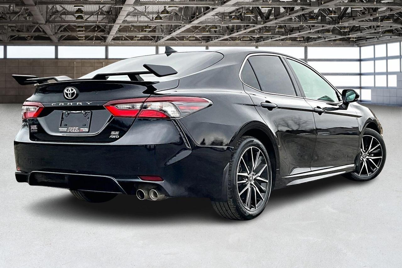 2024 Toyota Camry SE | Heated Seats | Sunroof | 9" Screen | AWD Photo