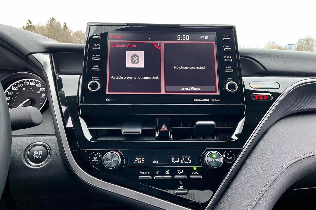 2024 Toyota Camry SE | Heated Seats | Sunroof | 9" Screen | AWD Photo