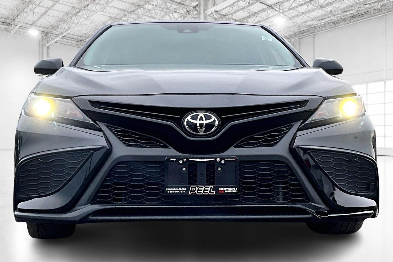 2024 Toyota Camry SE | Heated Seats | Sunroof | 9" Screen | AWD Photo2