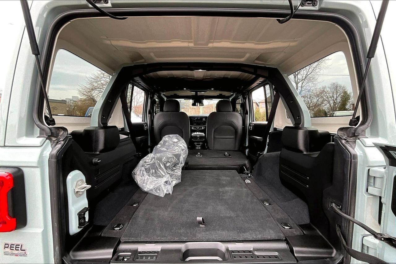 2024 Jeep Wrangler Sahara V6 | Heated Seats | Side Steps | 4X4 Photo