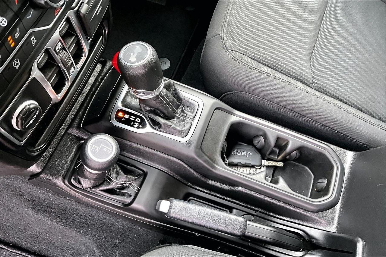 2023 Jeep Wrangler Sahara | Heated Cloth Seats | Alpine | NAV | 4X4 Photo