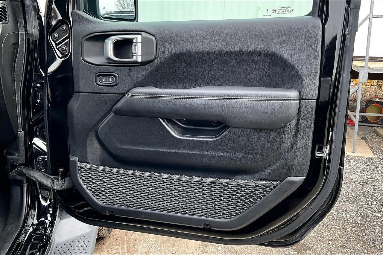 2023 Jeep Wrangler Sahara | Heated Cloth Seats | Alpine | NAV | 4X4 Photo