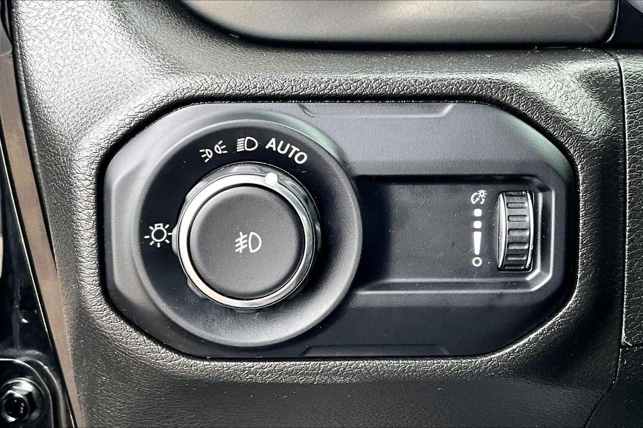 2023 Jeep Wrangler Sahara | Heated Cloth Seats | Alpine | NAV | 4X4 Photo