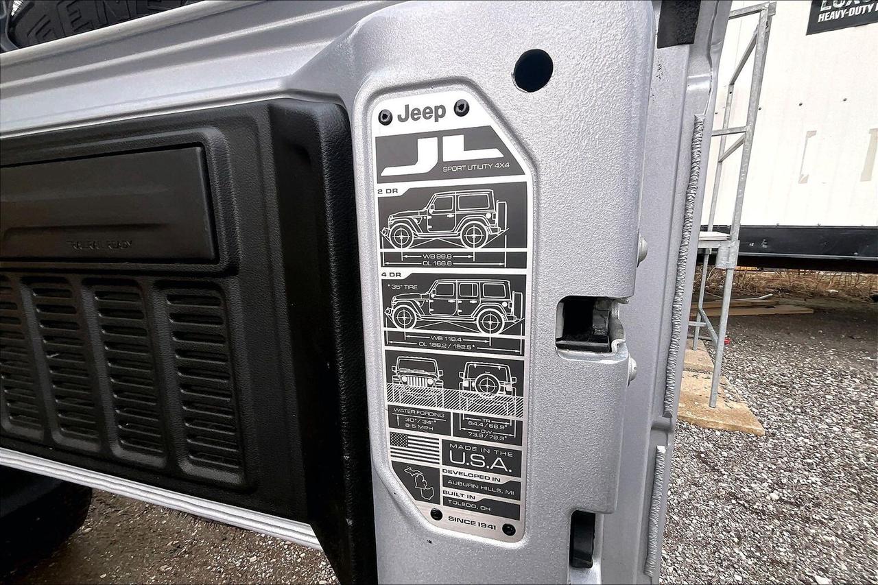 2024 Jeep Wrangler Sahara | Heated Leather | Dual Top | Tow | 4X4 Photo