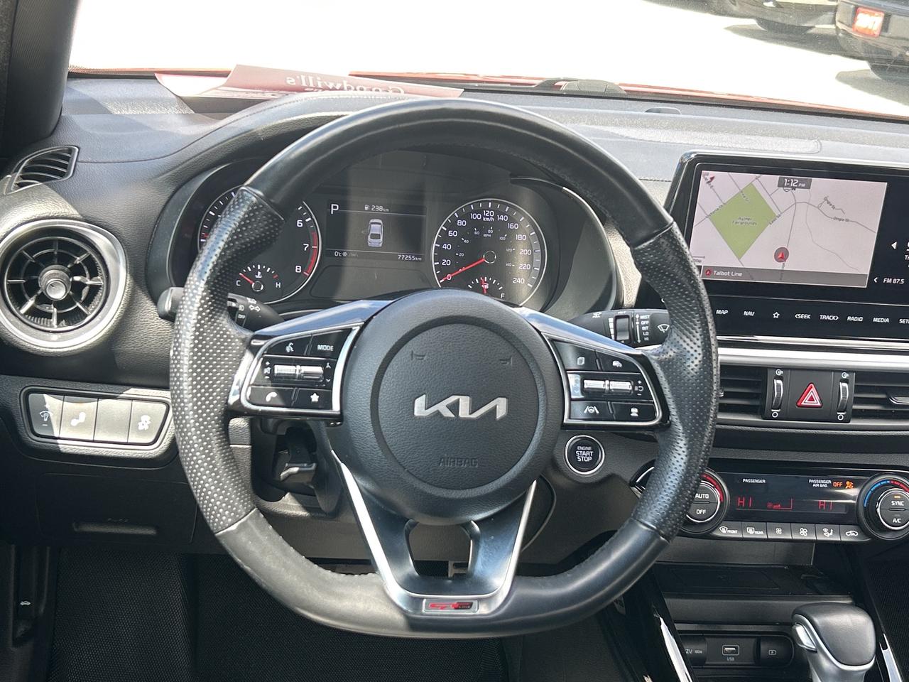 2022 Kia Forte GT-LINE, AUTO, CLEAN CARFAX, LEATHER, REMOTE START - Photo #12