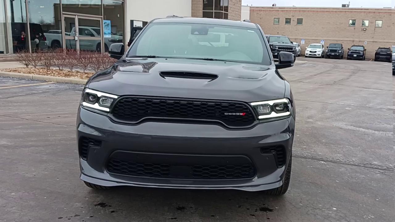 2026 Dodge Durango GT PLUS AWD Photo2