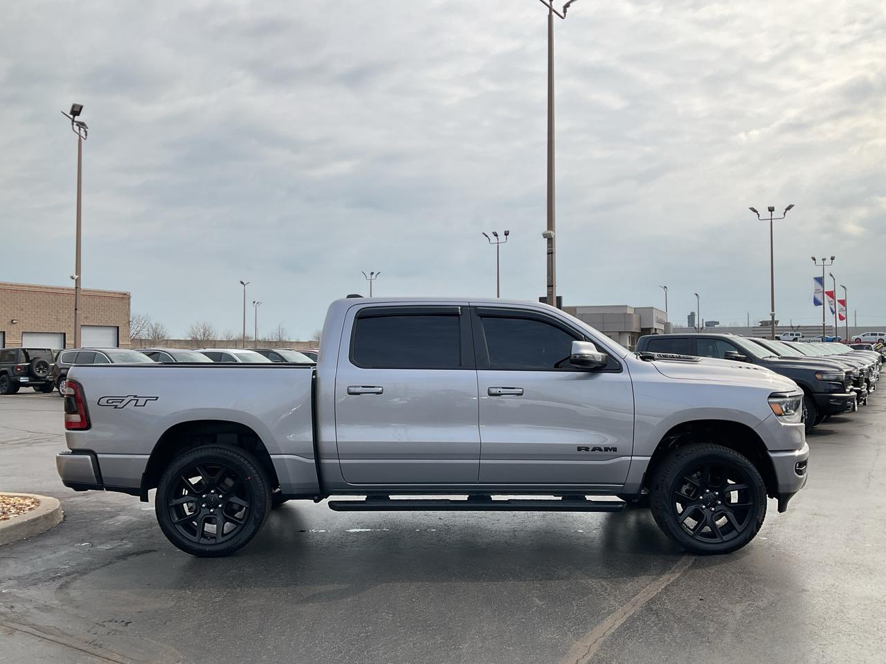 2024 RAM 1500  Photo