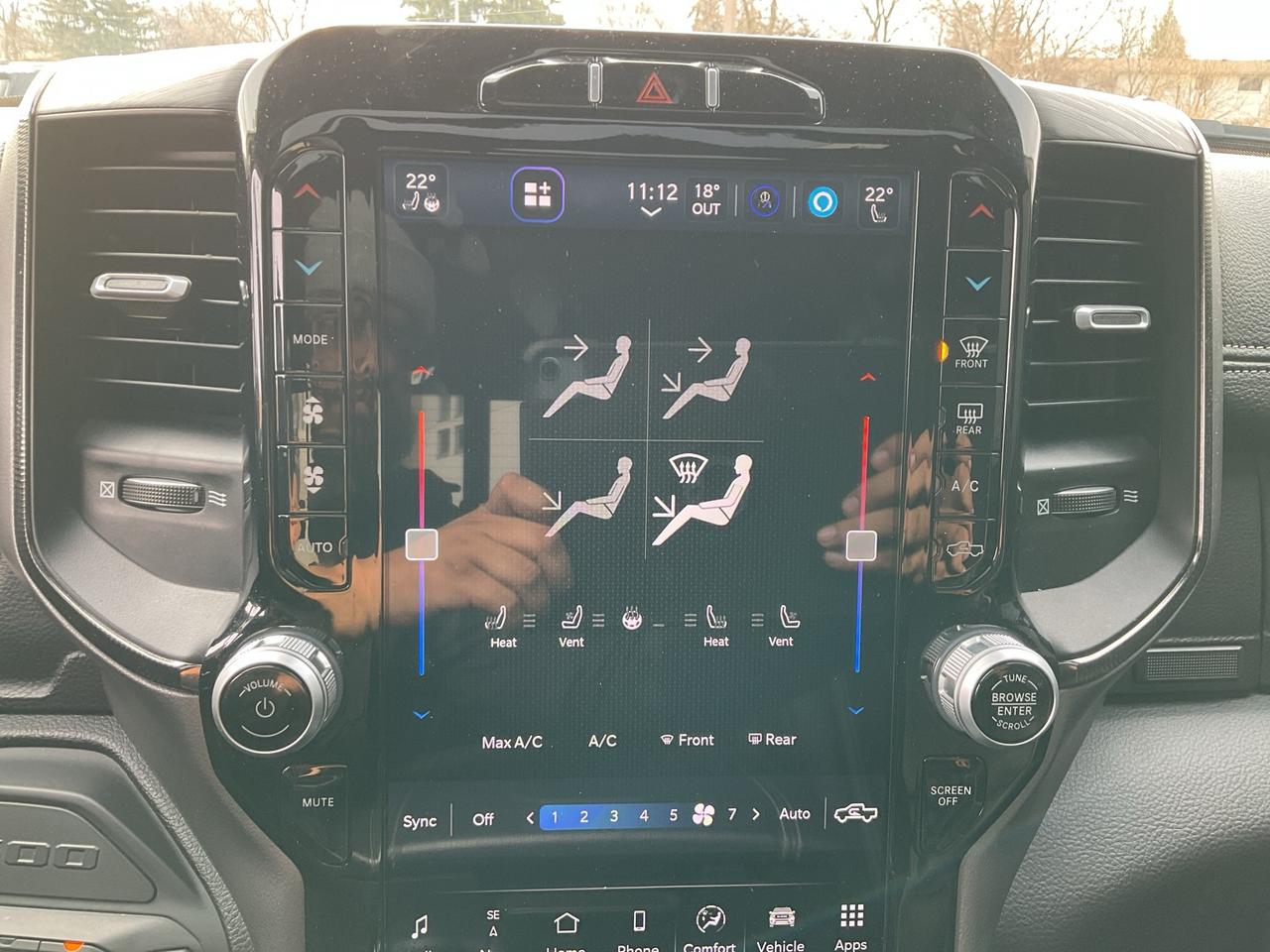 2024 RAM 1500  Photo