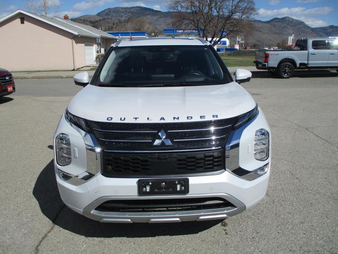 2023 Mitsubishi Outlander GT S-AWC Photo